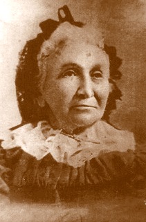 68724860_130342944562